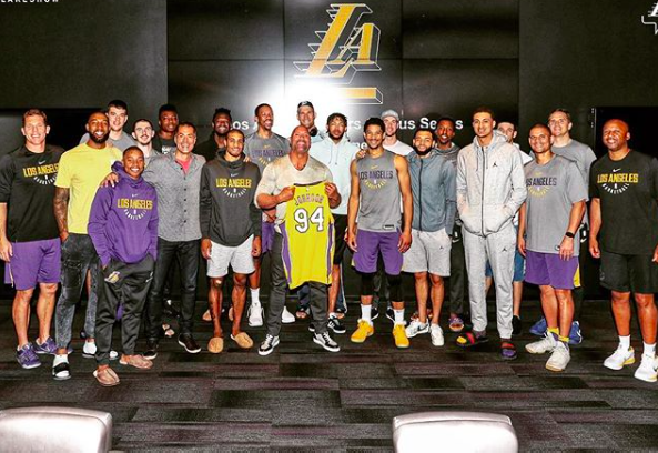 Lakers are visited by Dwayne ‘The Rock’ Johnson and Allyson Felix