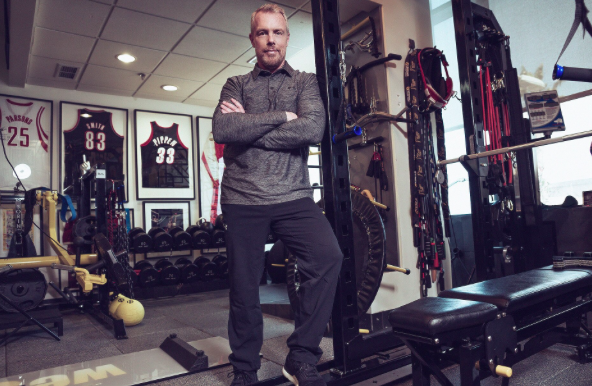PEOPLE Magazine: Celebrity Trainer Gunnar Peterson on Quarantine Workouts: ‘You Can Do a Lot in 10 Minutes’